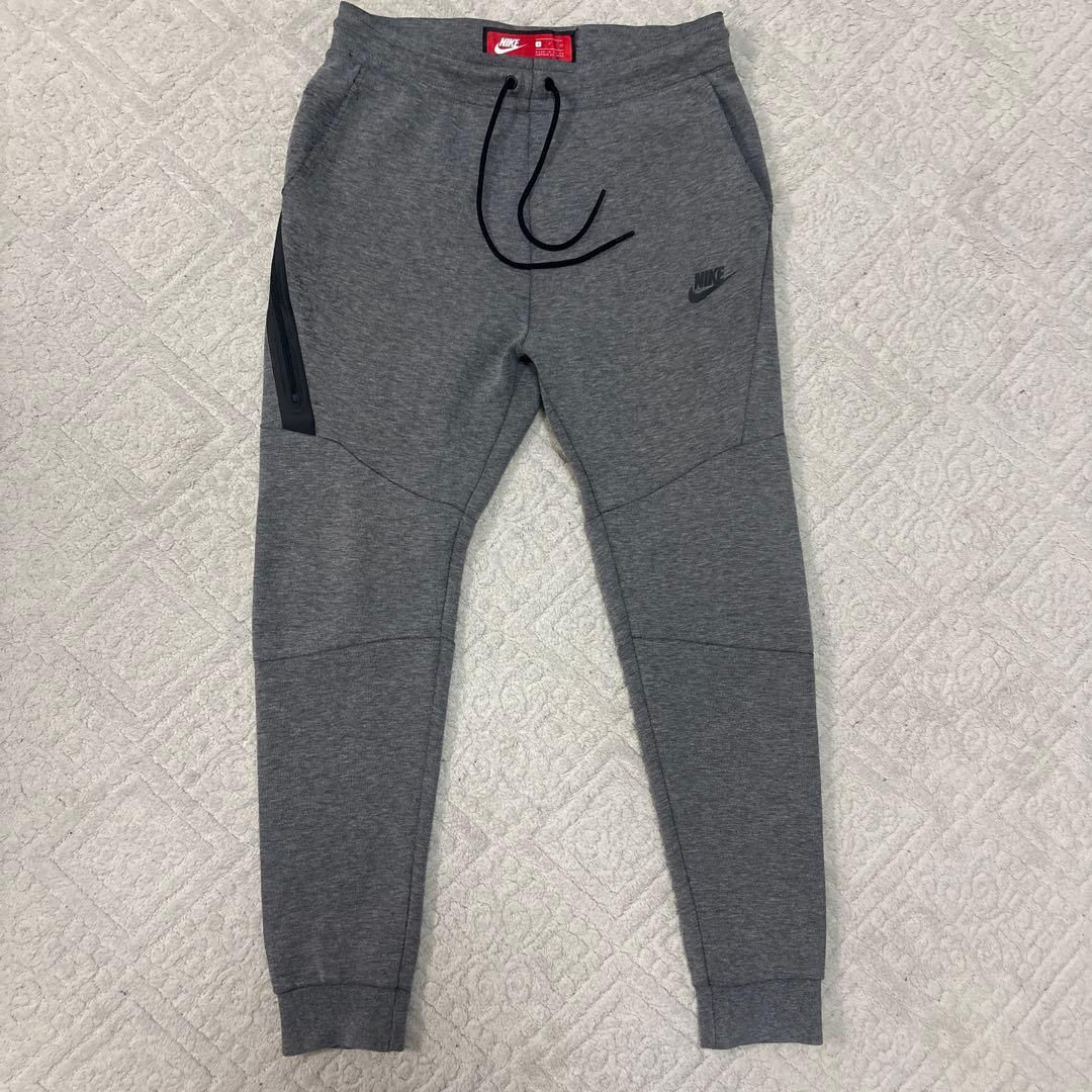 Nike テックフリース　セットアップ グレー