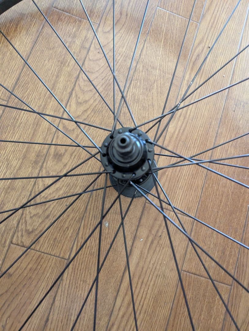 【user_f3941691】未使用　GIANT　リア完組ホイール