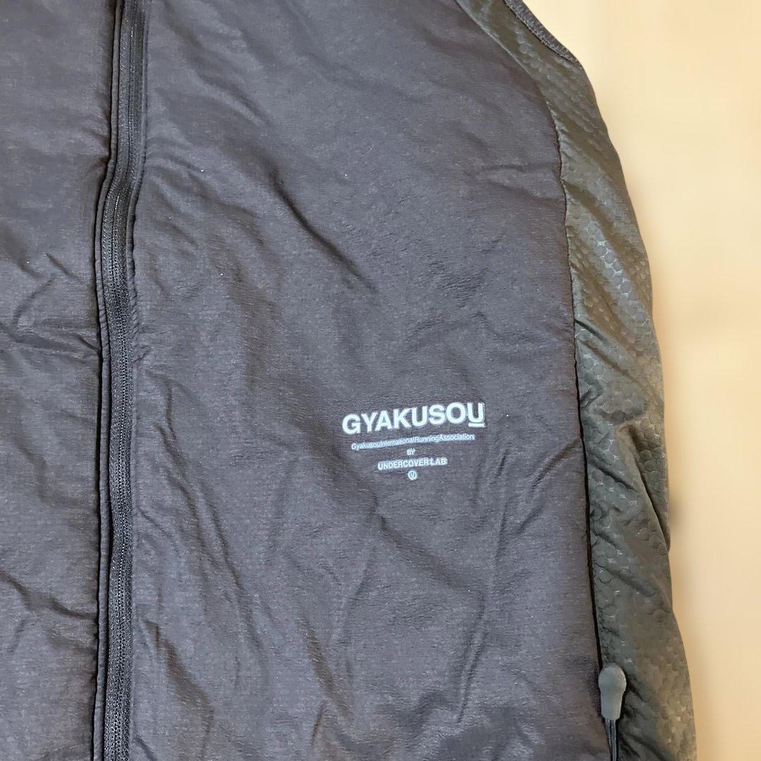 gyakusou ランニング　上下セット　ダウンベスト付き