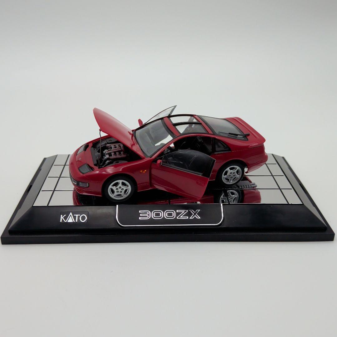 KATO　フェアレディZ　300ZX ミニカー　1/43　赤色　希少品