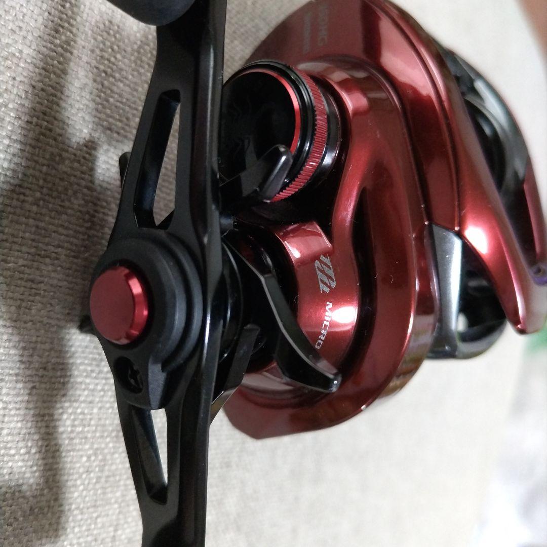 '19スコーピオン MGL150HG右ハイギヤベイトリール レッド