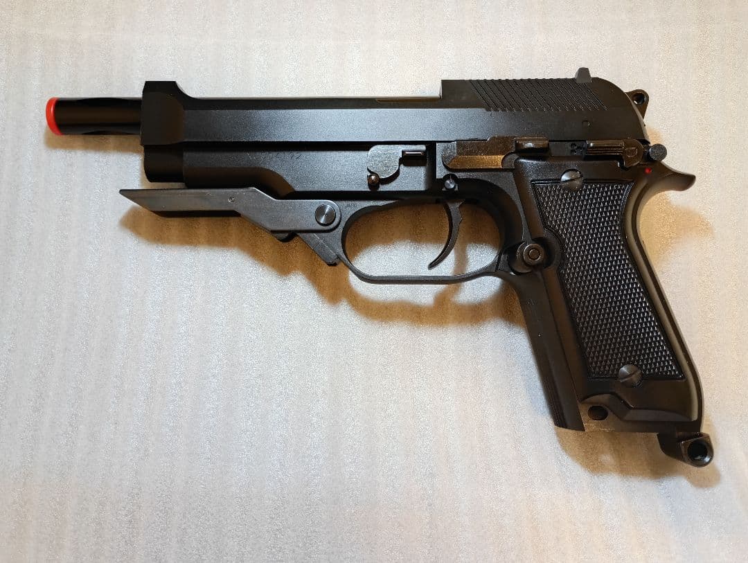 KSC M93R ガスブローバックガン　予備マガジン付き　値下げ交渉OKです