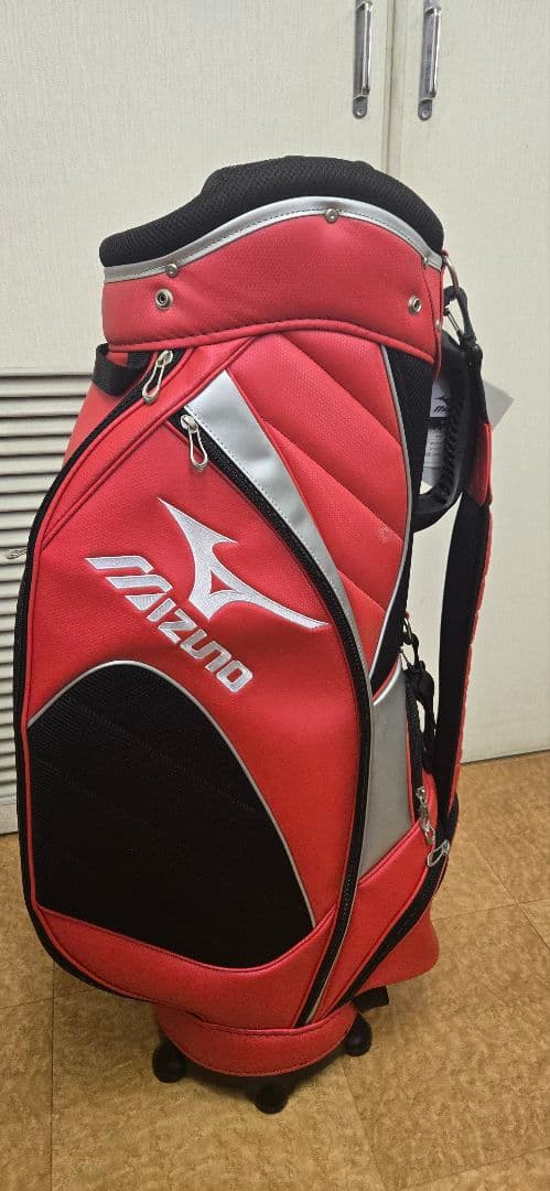 メンディー　未使用　Mizuno 赤 ゴルフバッグ・キャディバッグ