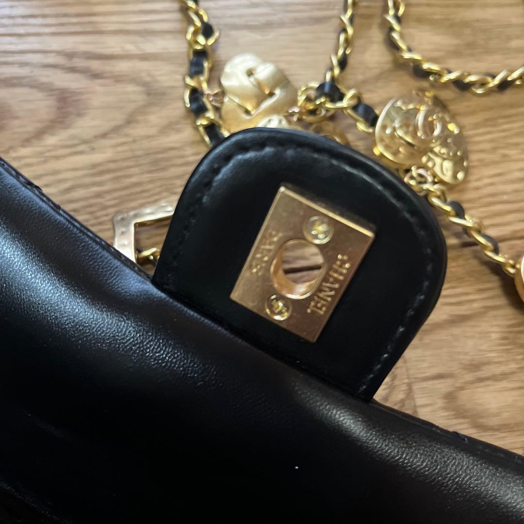 CHANEL キルティングショルダーバッグ　ハートチェーン　ノベルティー