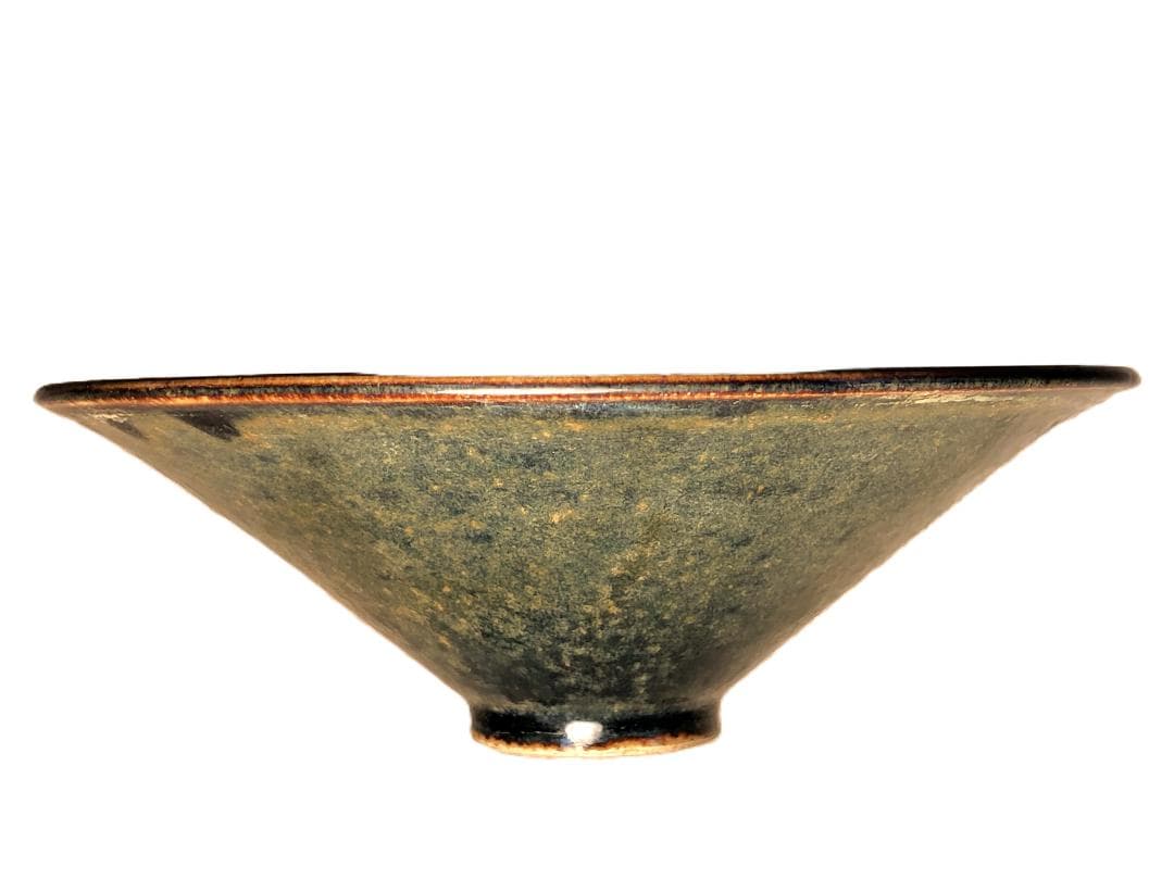 【 禾目天目平茶碗 】　薄胎土　骨董