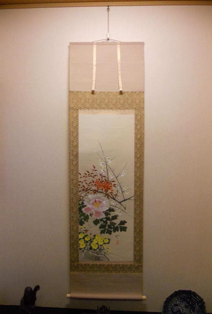 掛け軸 暁春 四季の花 絹本 希少 軸装 茶道具 掛軸 美品 です。