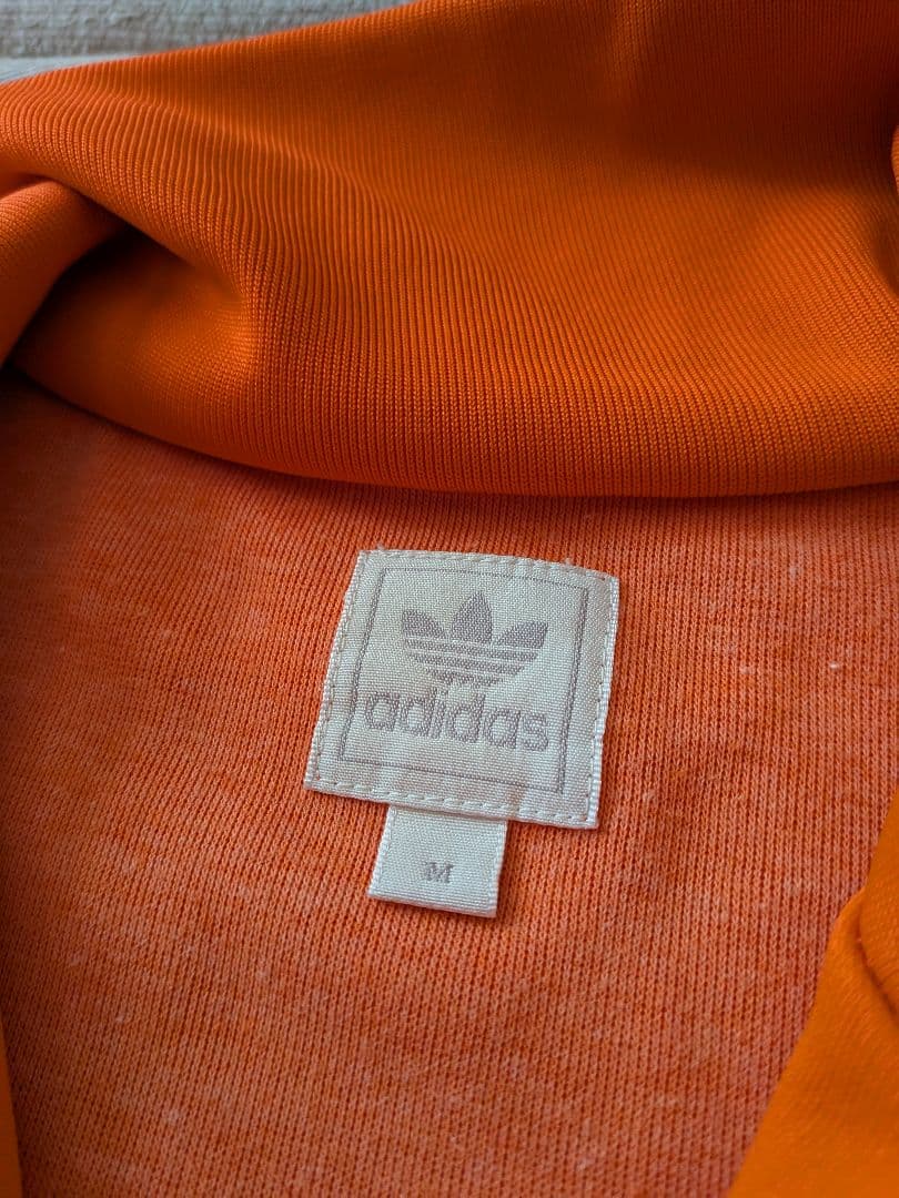 adidas オランダ代表ジャージ オレンジスリーライン