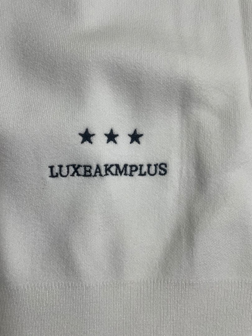 LUXE AMPLUS ホワイトタートルネックニット