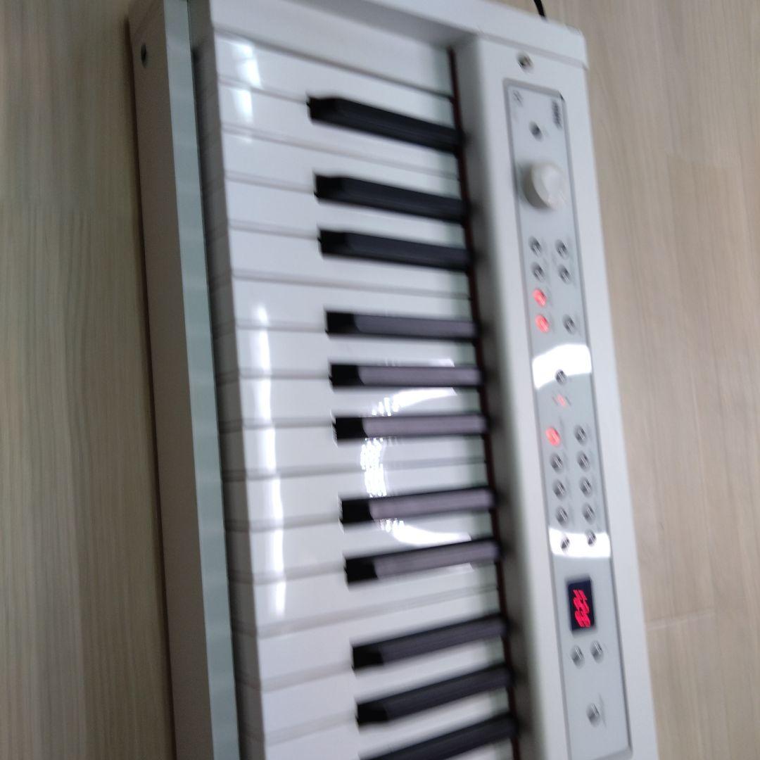 KORG D1 ホワイト 88鍵 デジタルピアノ