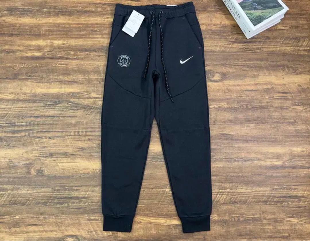 r ‼️Nike パリ・サンジェルマン ジャージ上下セット