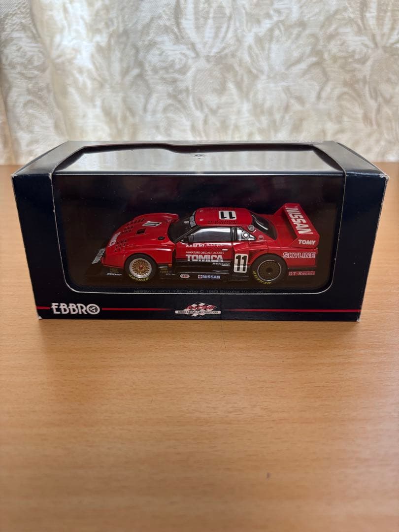 ミニカー1/43EBBRO日産スカイラインターボC110赤黒1983TOMICA