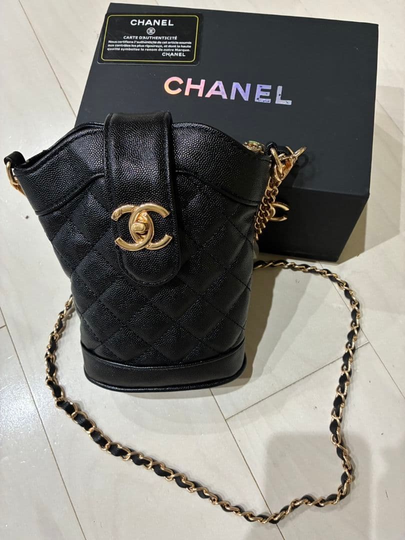 CHANEL シャネル　ノベルティキルティング　2way ショルダーバッグ