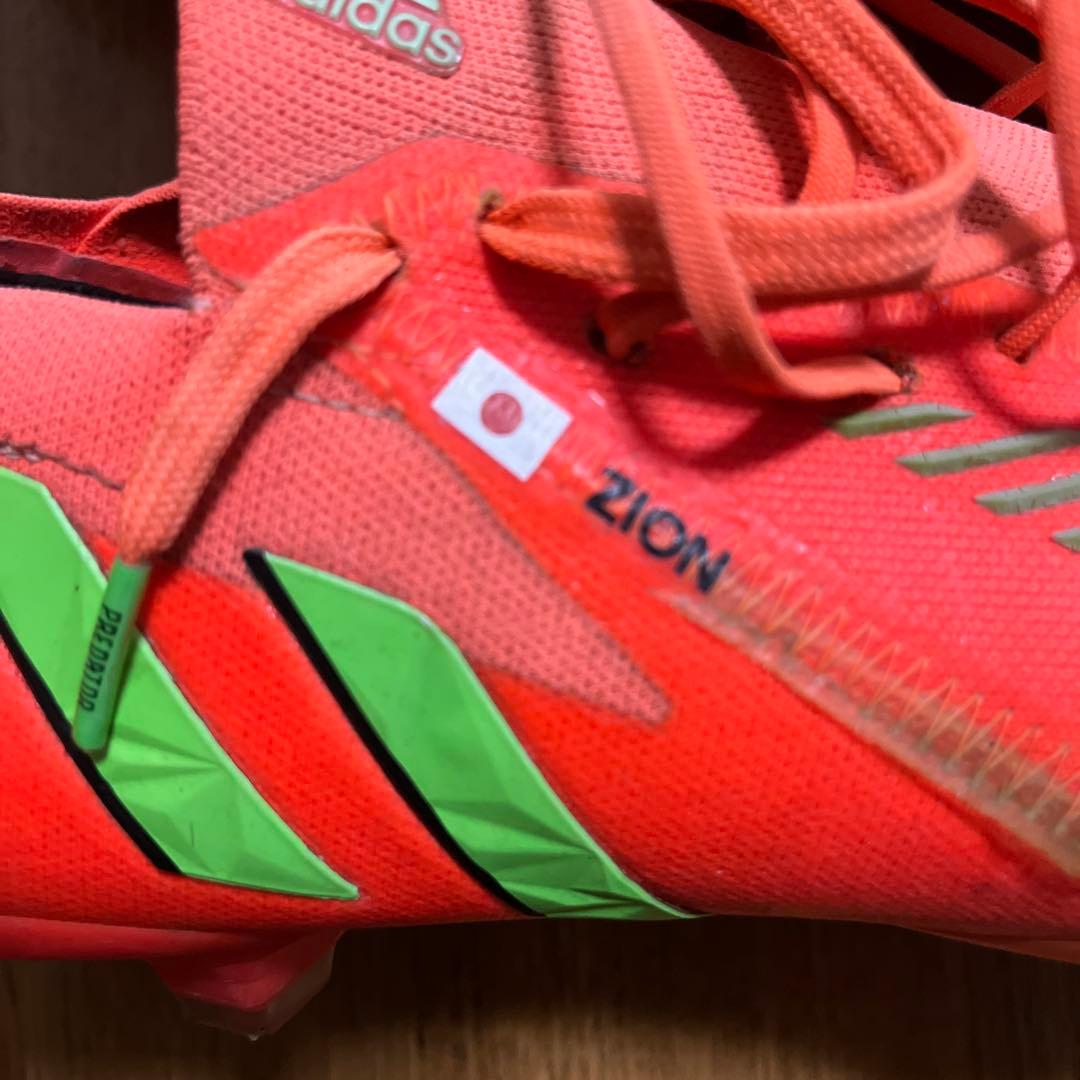 鈴木彩艶　着用スパイク adidas Predator サッカースパイク sg
