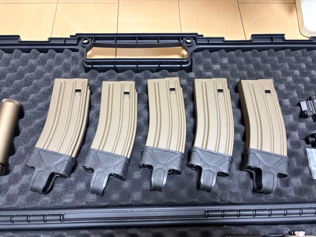 東京マルイ 次世代電動ガン SCAR-L CQC 追加部品多数＆ハードケース付き