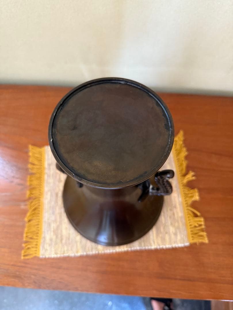 薄端　ダークブロンズ 花瓶 クラシックデザイン
