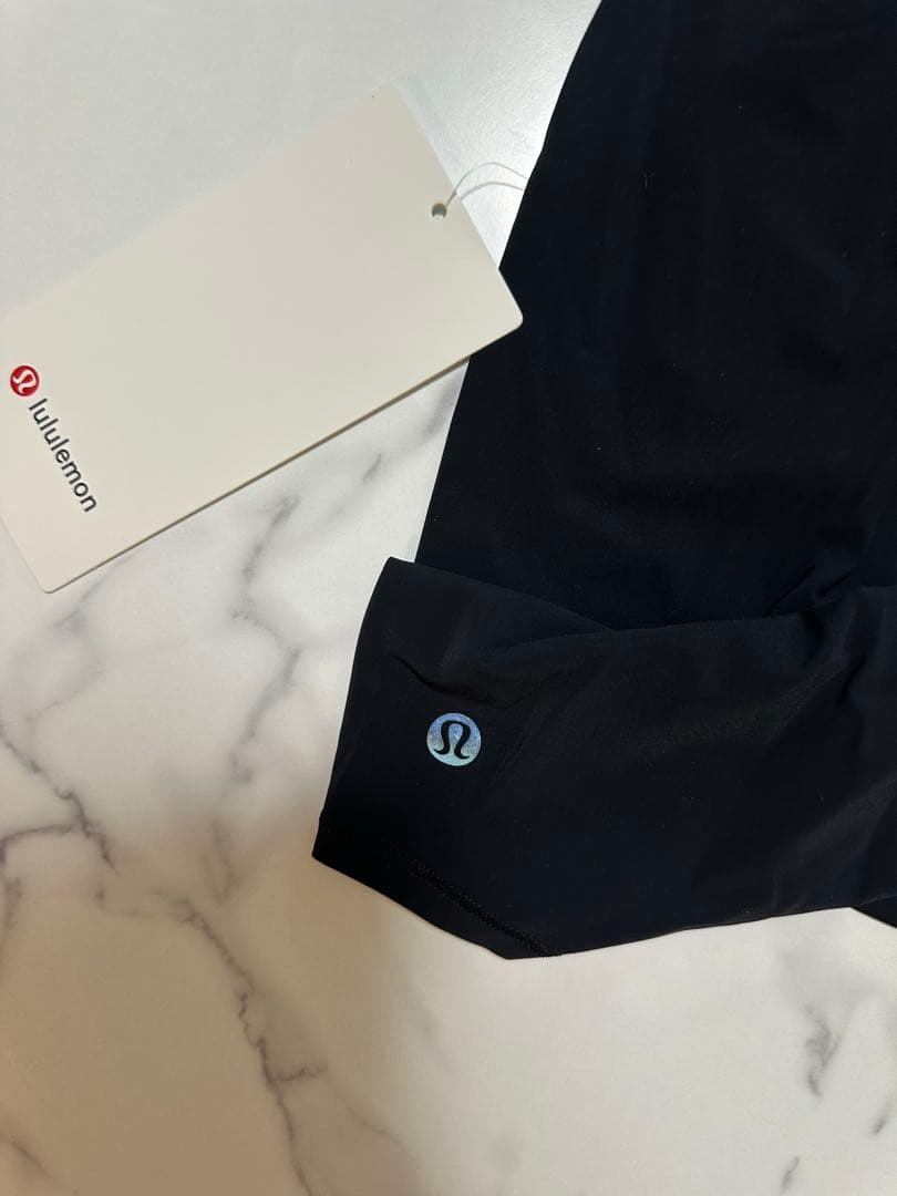 新品 ルルレモン lululemon Sculpt タンクトップ 2(S -M)