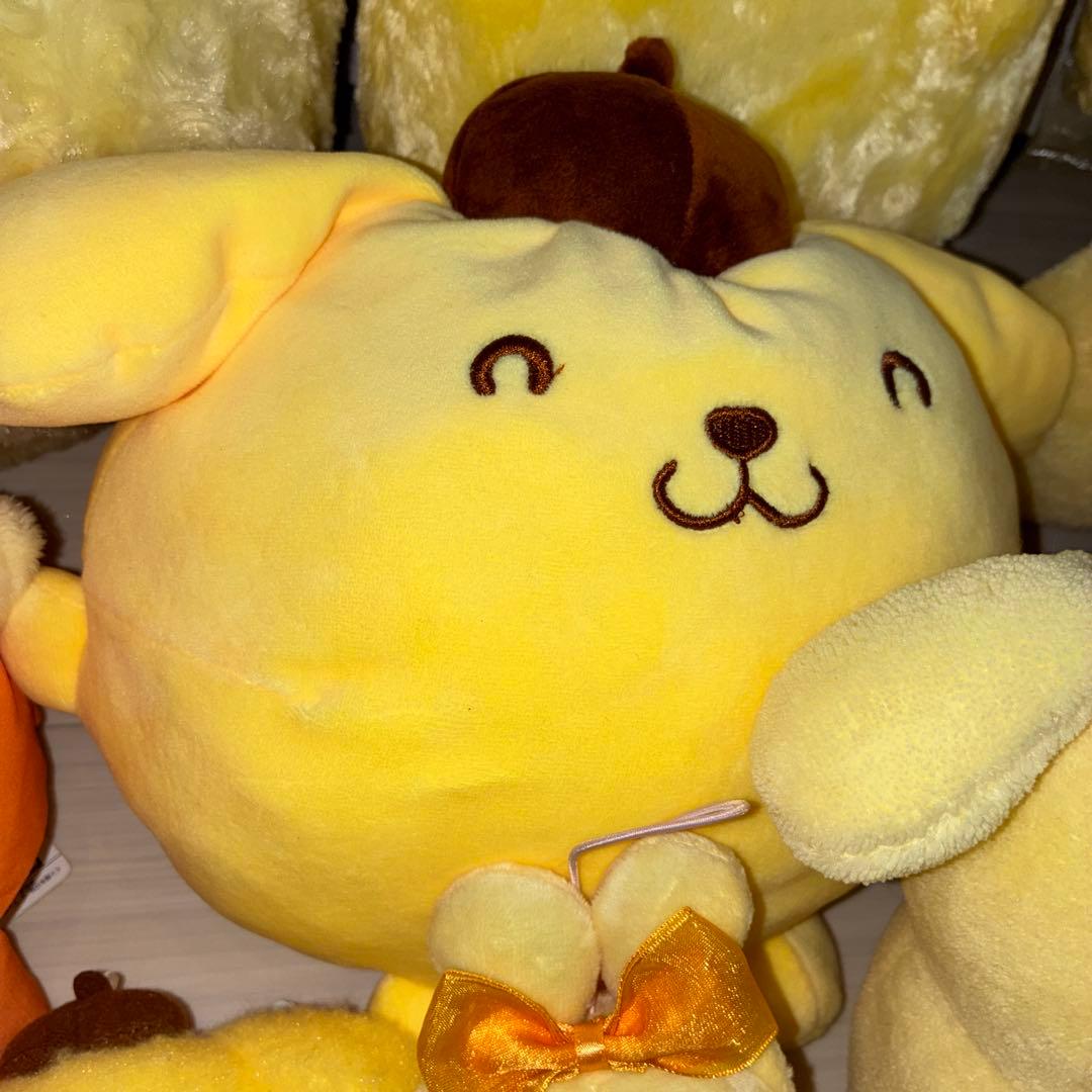 ポムポムプリンぬいぐるみマスコット12点セット。