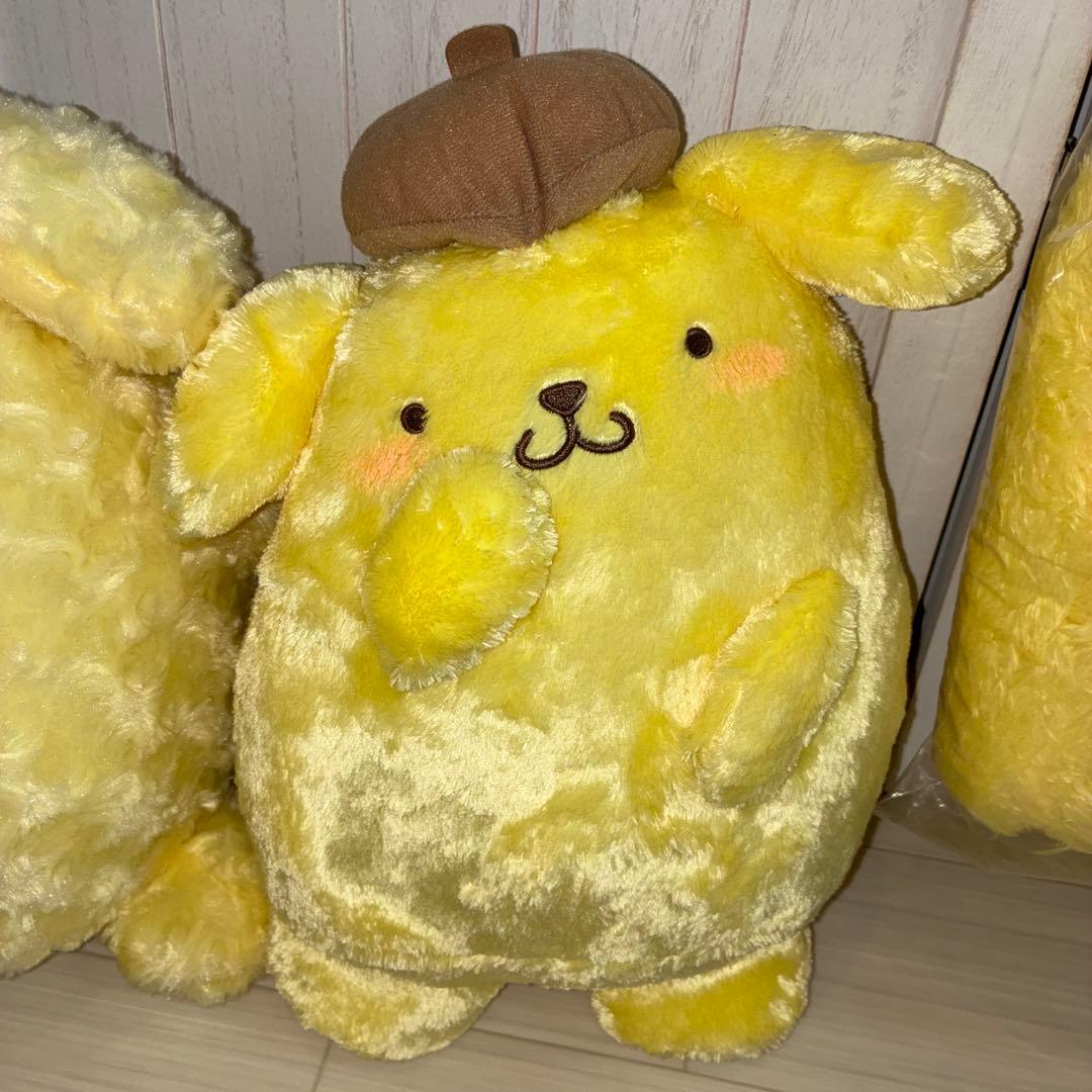 ポムポムプリンぬいぐるみマスコット12点セット。