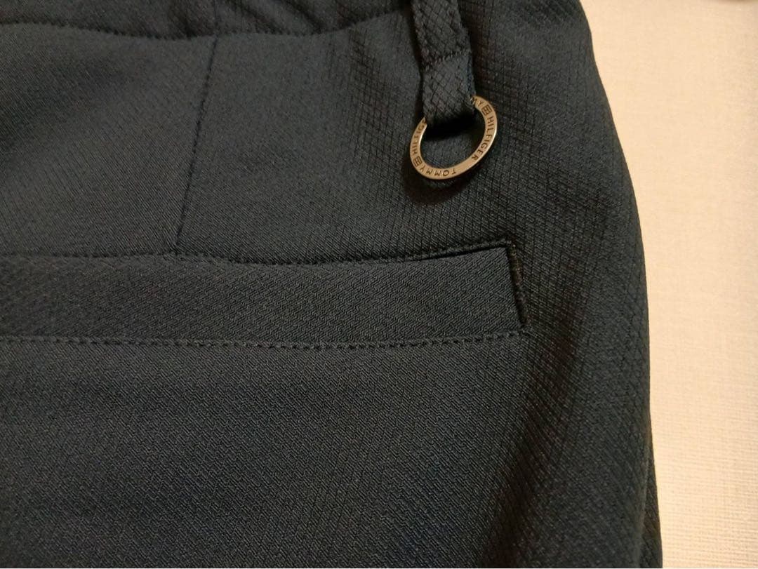 新品トミーヒルフィガーゴルフショートパンツハーフパンツ