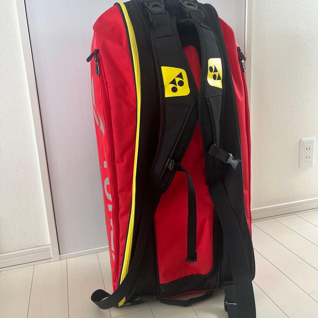 YONEX 限定版 バドミントンバッグ レッド