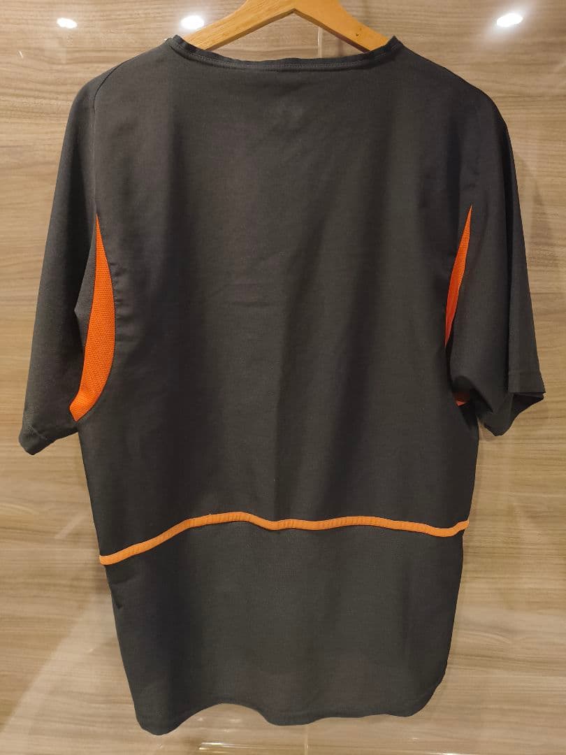 オランダ代表　ユニ　Nike KNVB サッカーシャツ 黒/オレンジ