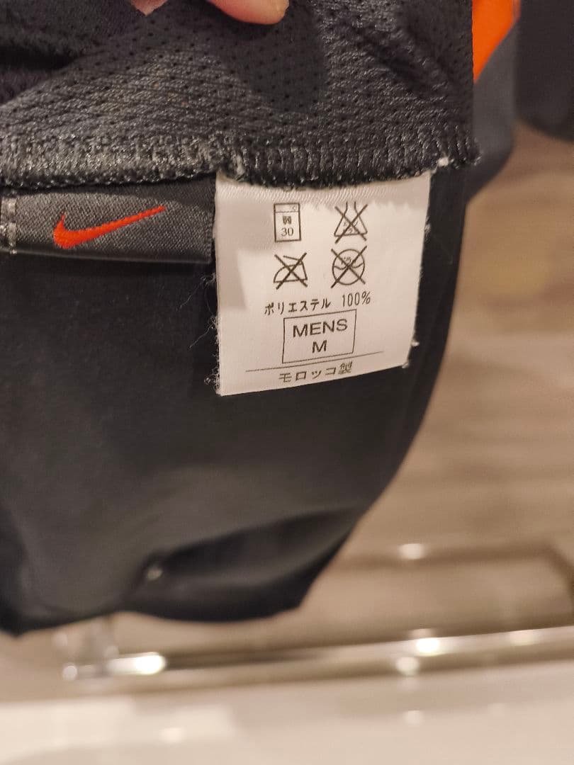 オランダ代表　ユニ　Nike KNVB サッカーシャツ 黒/オレンジ