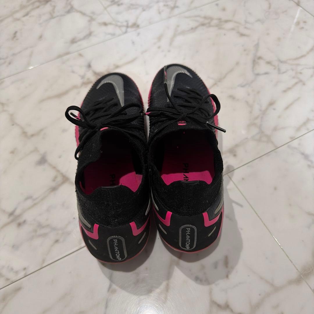 Nike Phantom サッカーシューズ 黒/ピンク