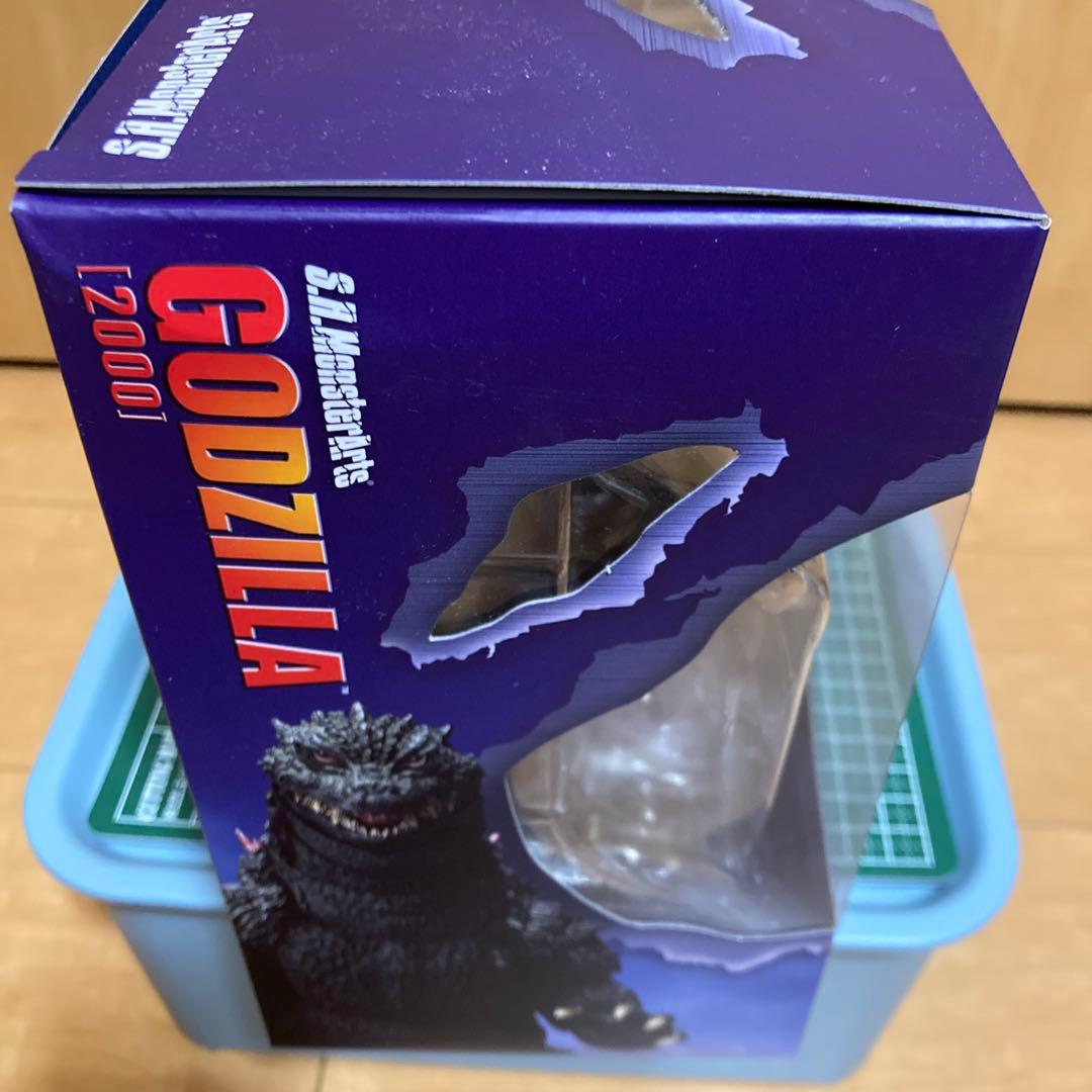 SHモンスターアーツ　ゴジラ2000