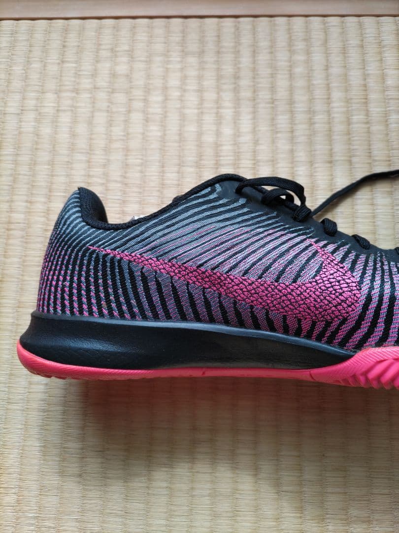 ［29.5］Nike KB Mentality2 ブラック/ピンク