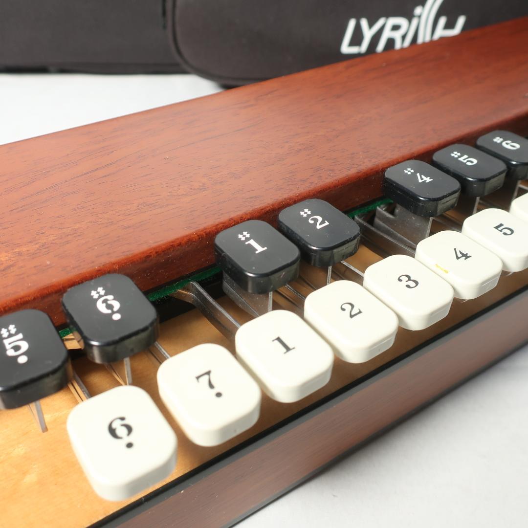 美品 SUBARU LYRISH 大正琴 ケース＆チューナー付 トップ単板