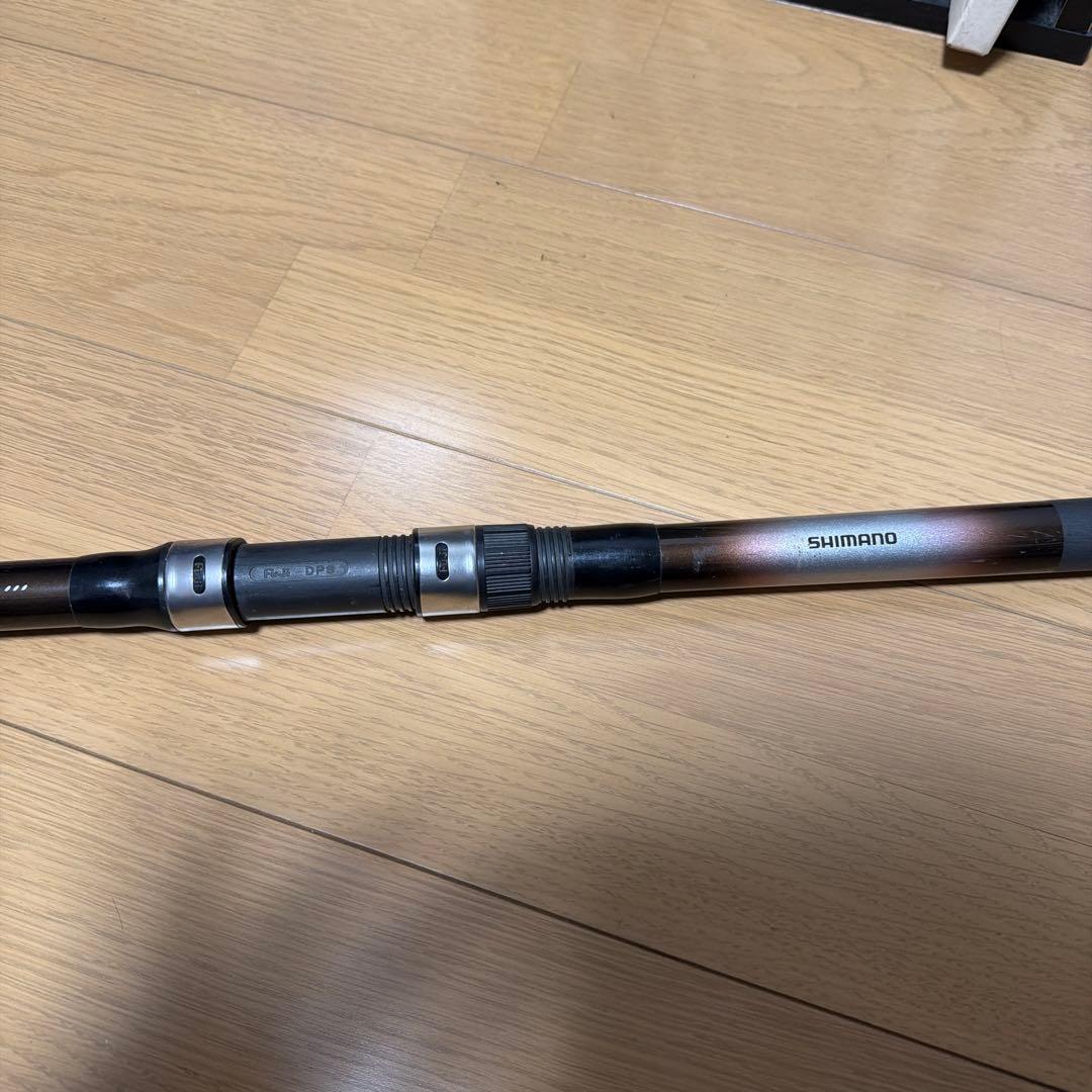 SHIMANO HOLIDAY ISO XT 4-530PTS 磯竿