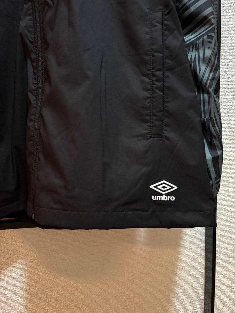 THE THIRD by UMBRO エアーサモーションジャケットとパンツセット