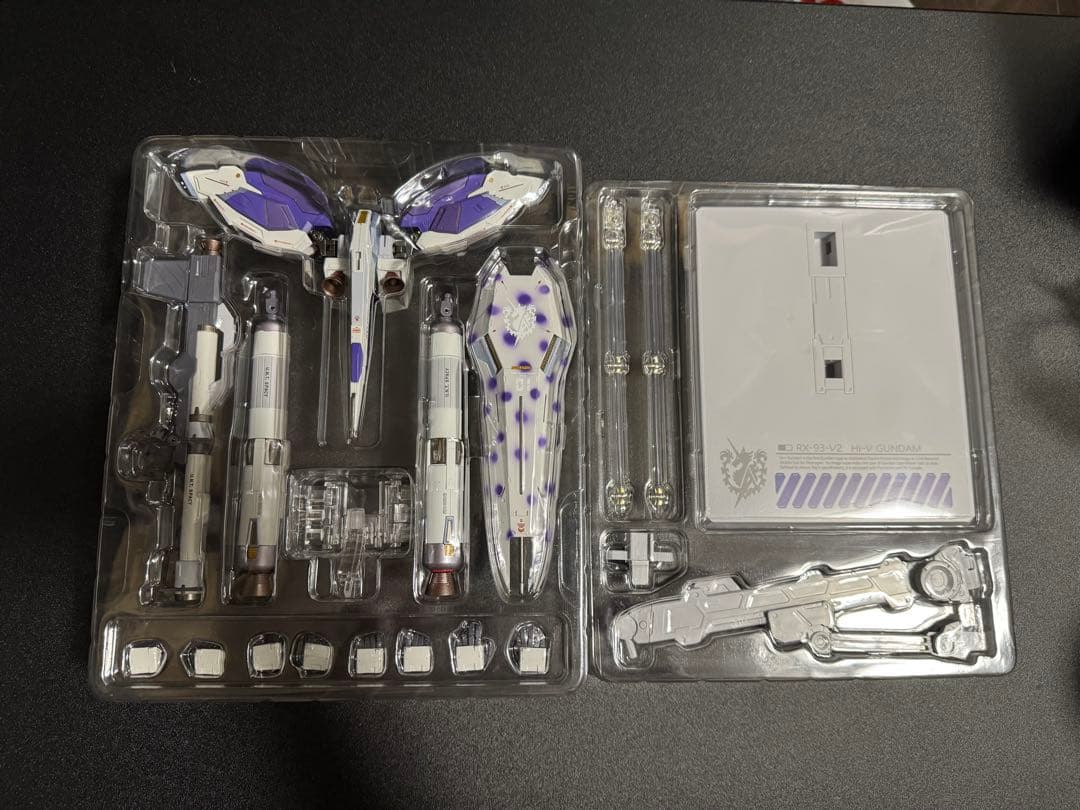LBUILD Hi-νガンダム