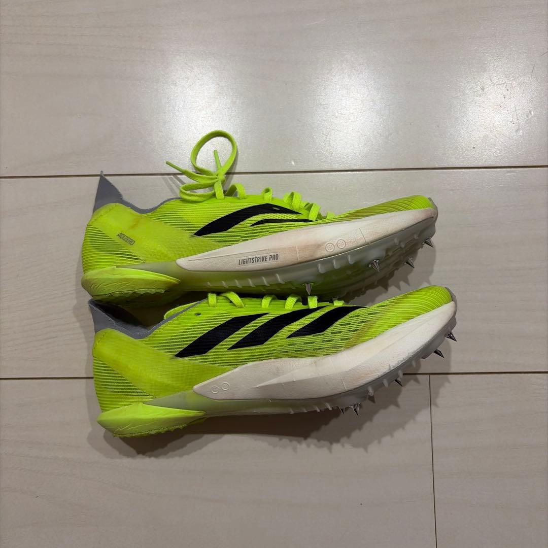 アンビション　adizero