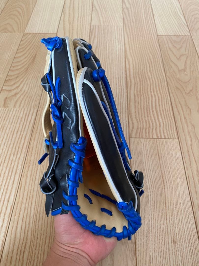 ミズノプロ硬式外野手用グローブ