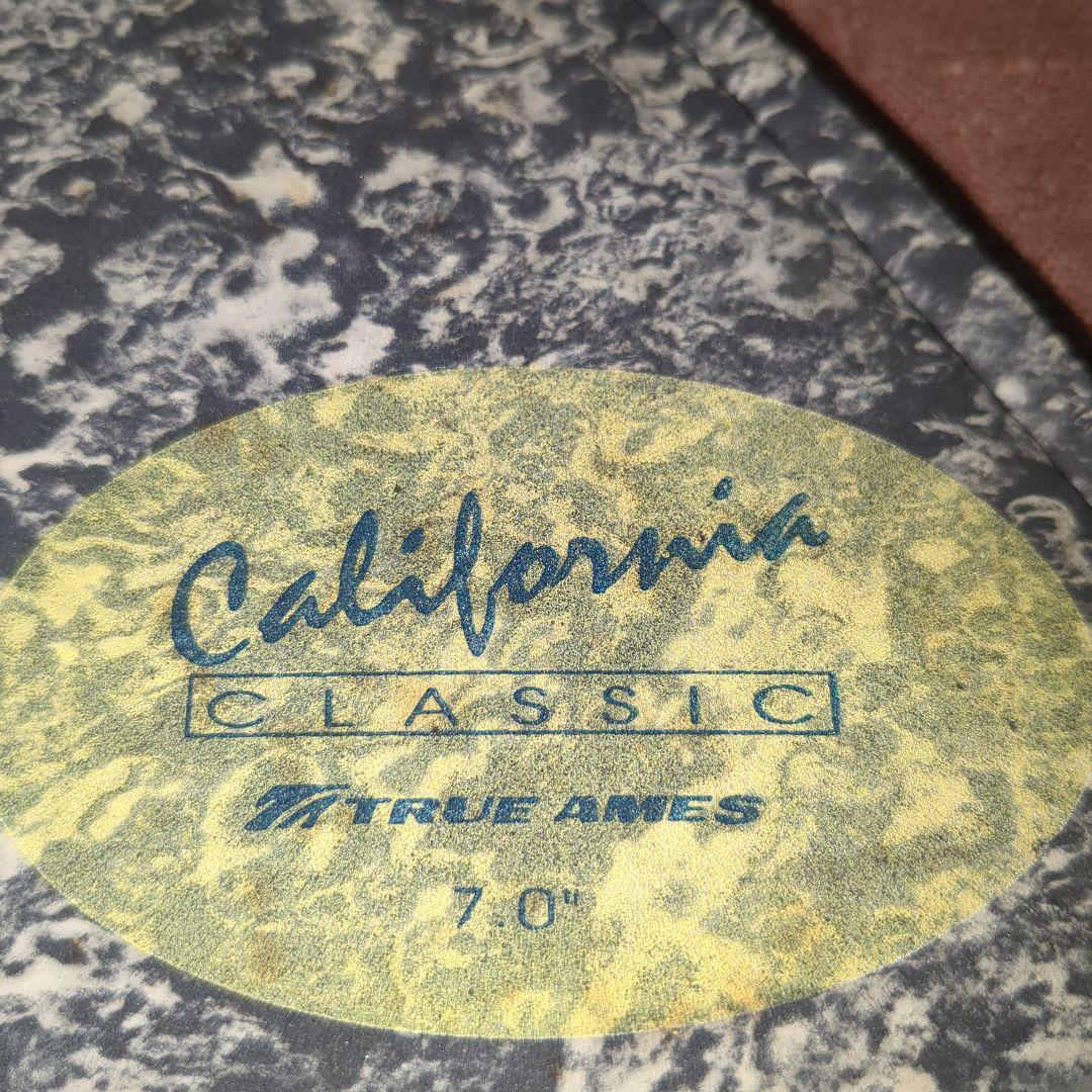 7インチTrue Ames　California Classic シングルフィン