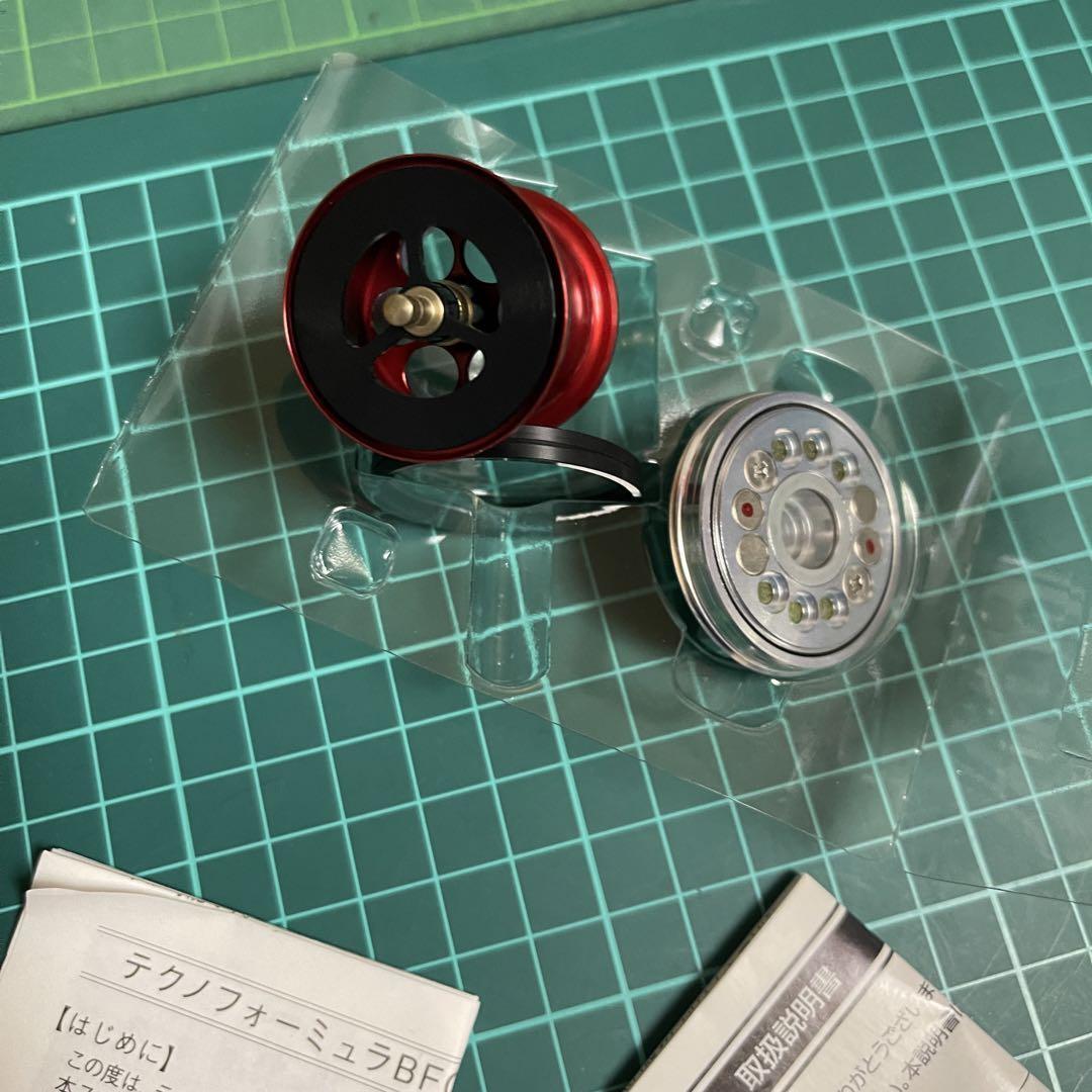 ⑤SALE　新品　青　BFC710 Zpi 07メタニウム　スプールキット1個