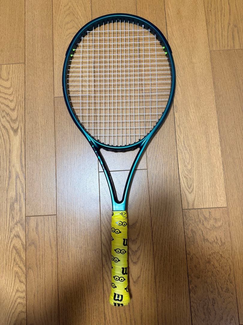 テニスラケットblade 104 V9 ミニオングリップ