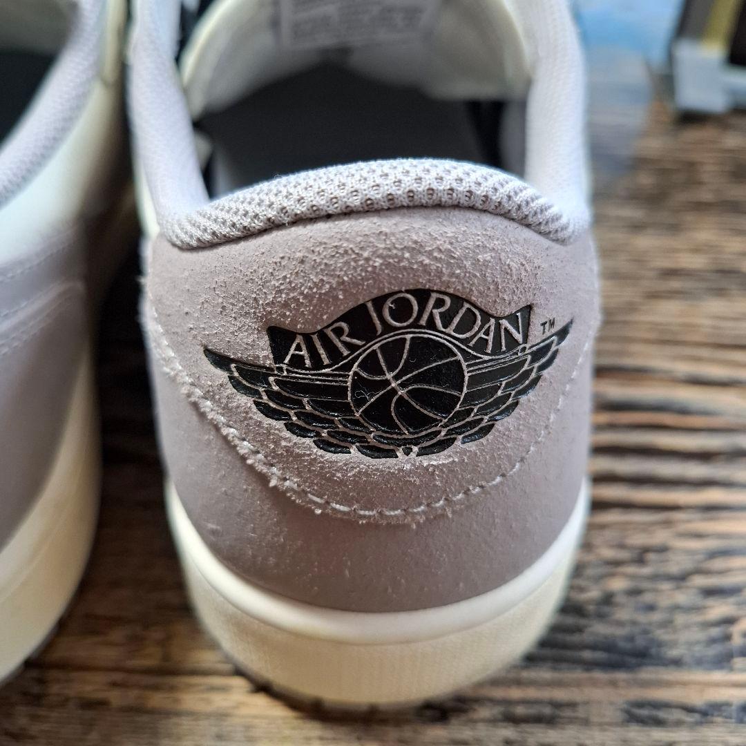 NikeナイキAirJordanエアジョーダン1 Low ホワイト/グレー