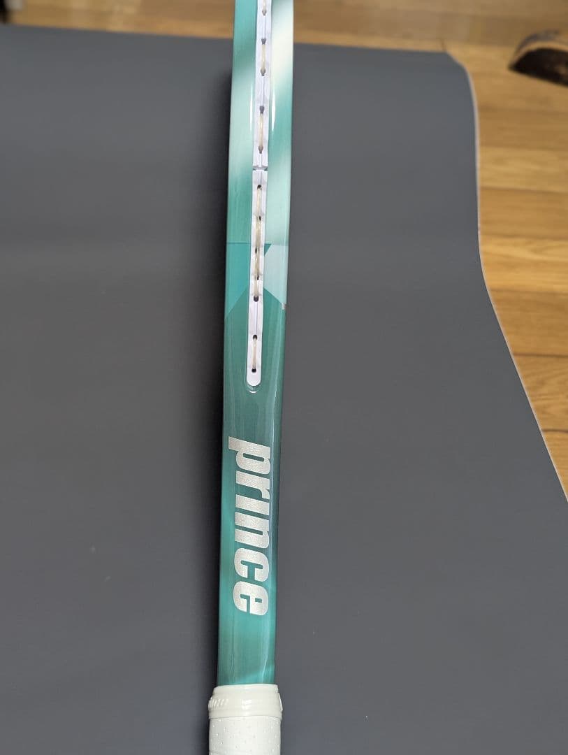Prince 限定カラー EMBLEMテニスラケット 110 G2