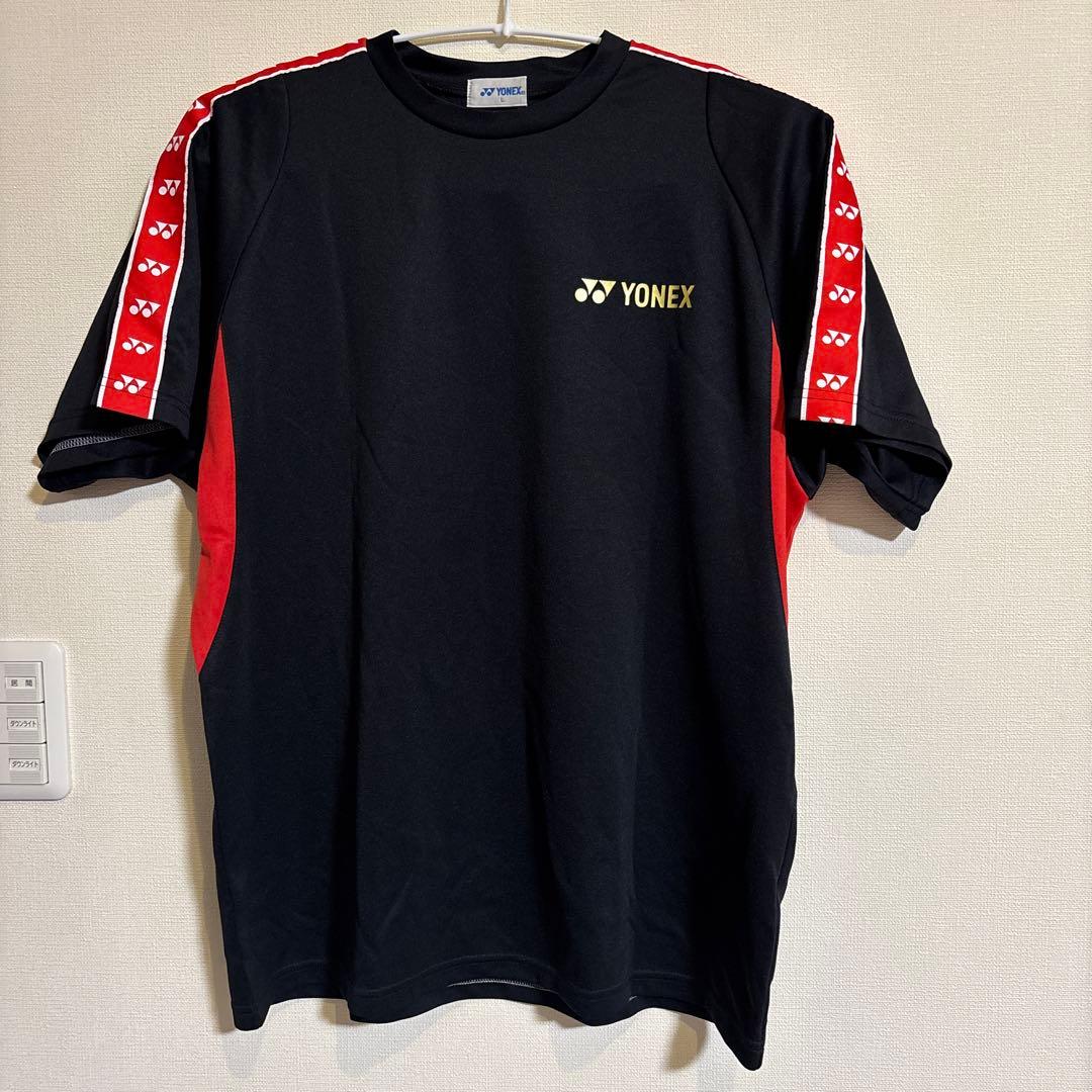 【未使用】YONEX Tシャツ バトミントン テニス 大会限定 Lサイズ黒×金