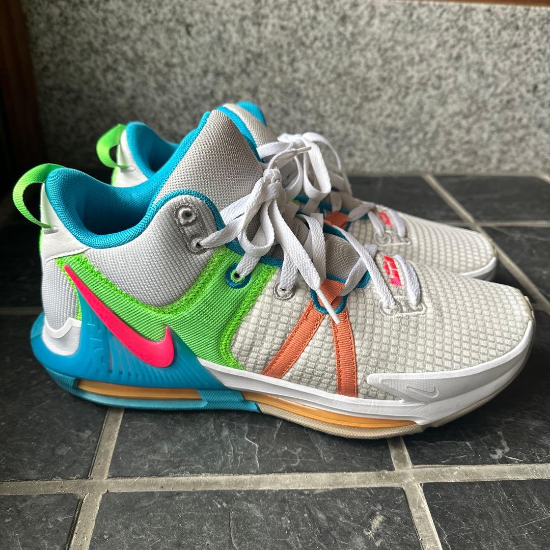 NIKE ナイキレブロンウィットネスVII ７DM1123-003／28.0cm