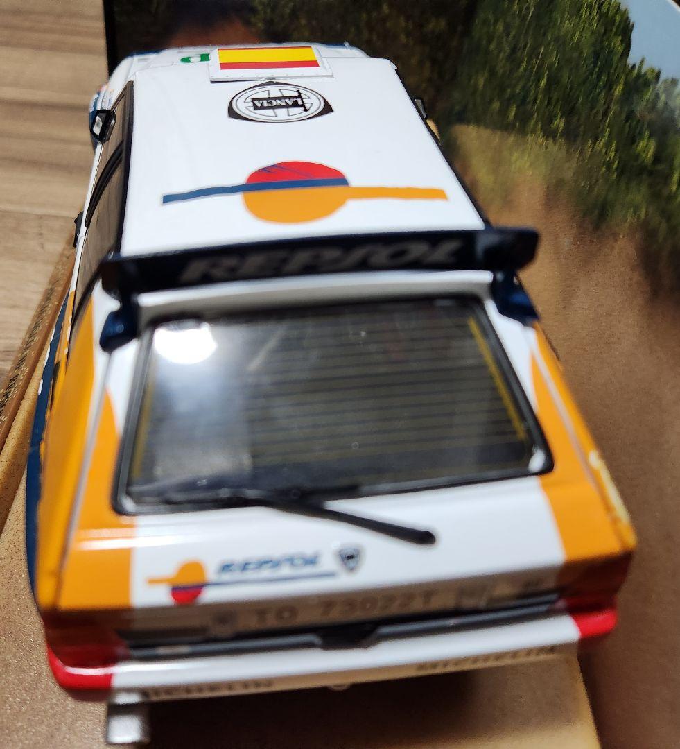 ミニカー 1/18 Ricko Lancia Delta Integrale