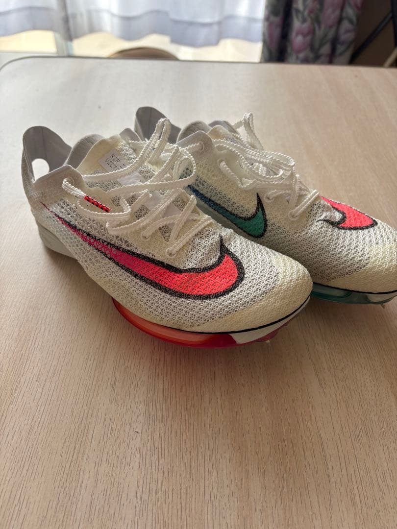 NIKE エアズームヴィクトリー　25.5