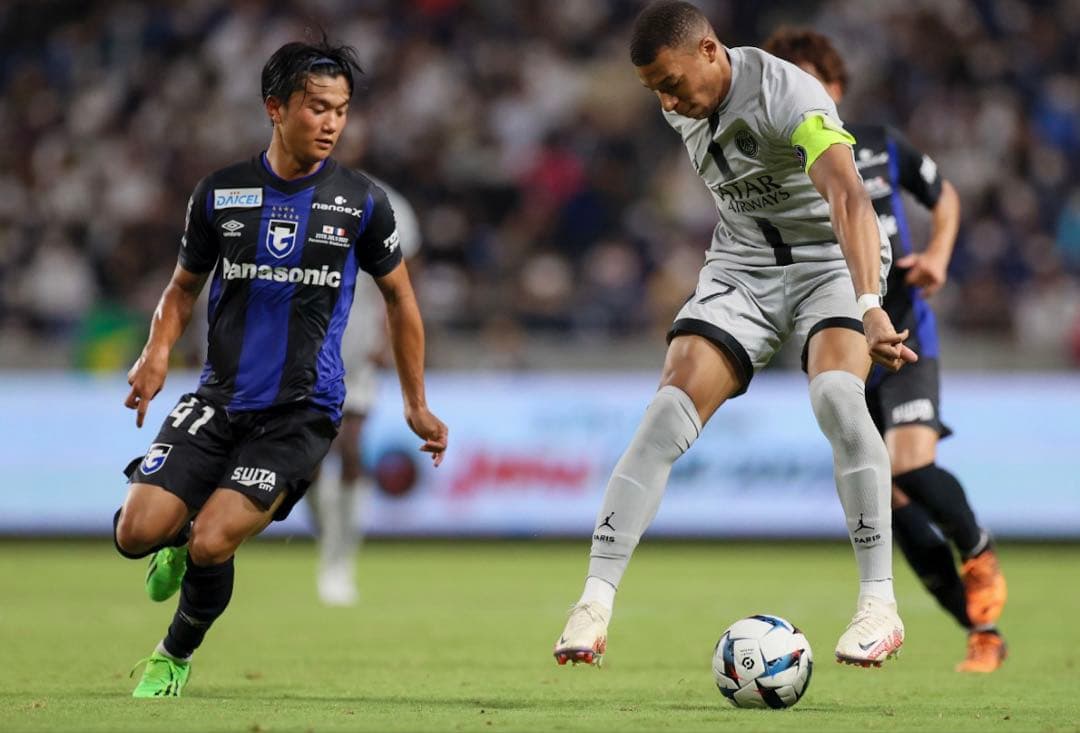 ガンバ大阪　umbro 中村仁郎　親善マッチ