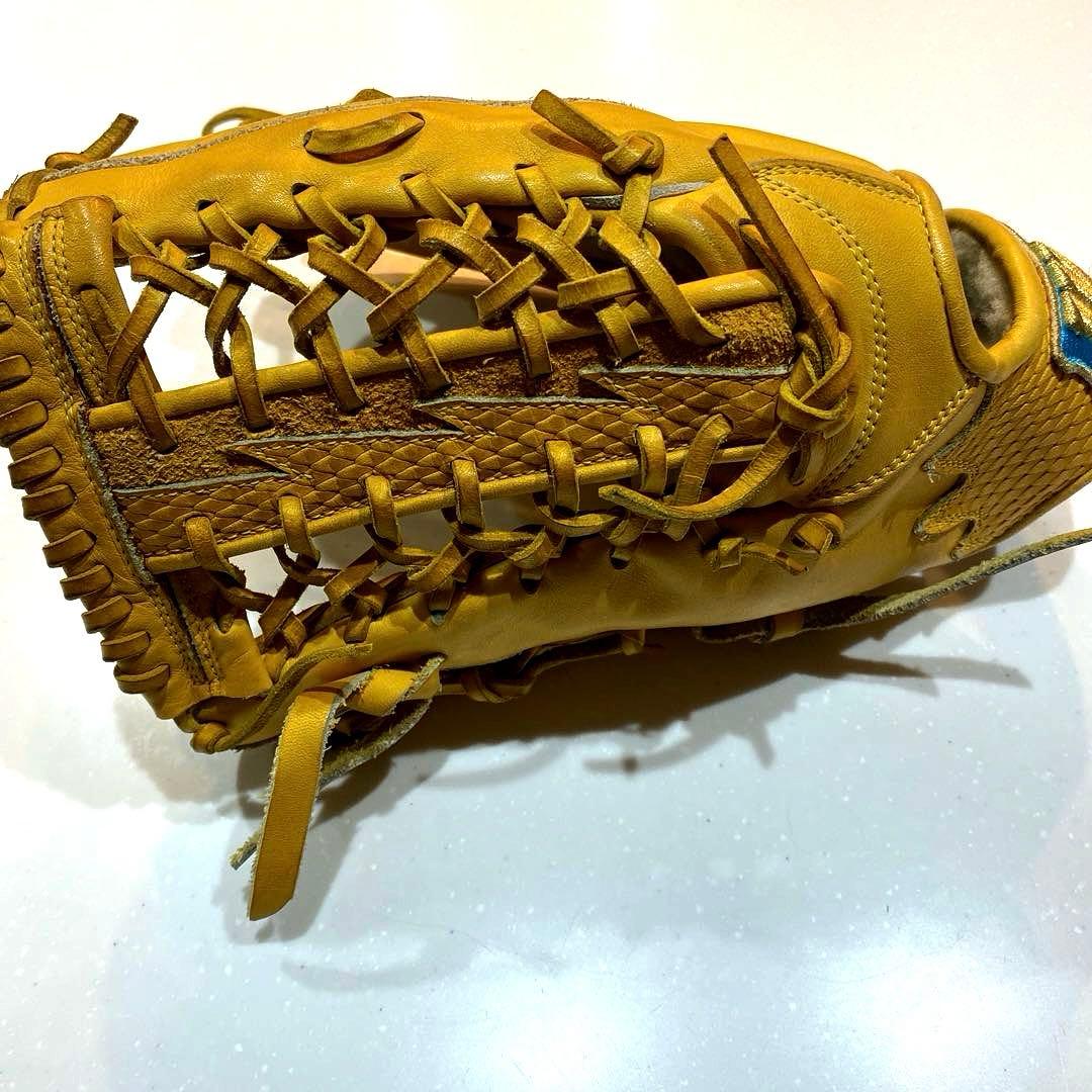 ウィルソン　Wilson 軟式グローブ　左投げ用 イエロー