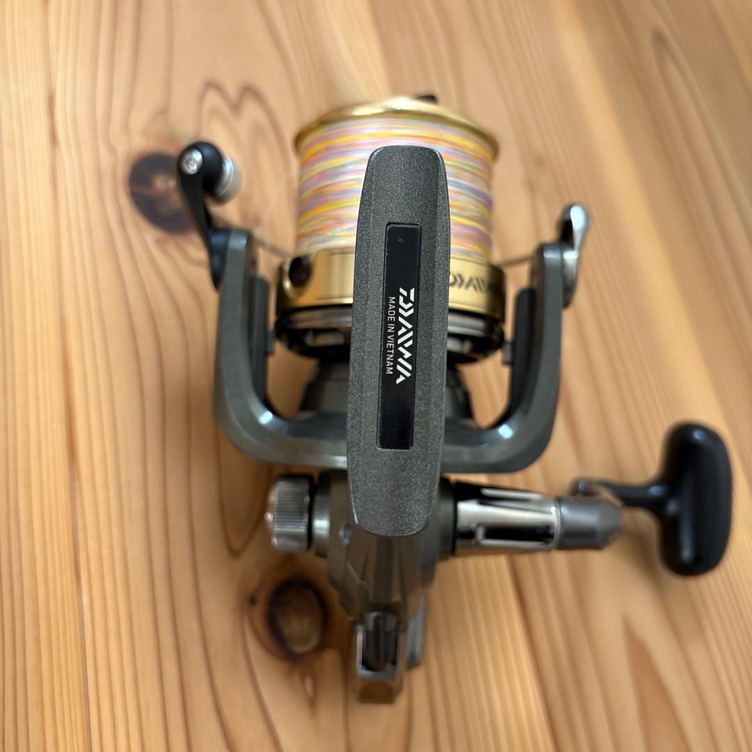 DAIWA ダイワ CROSSCAST 6000 スピニングリール