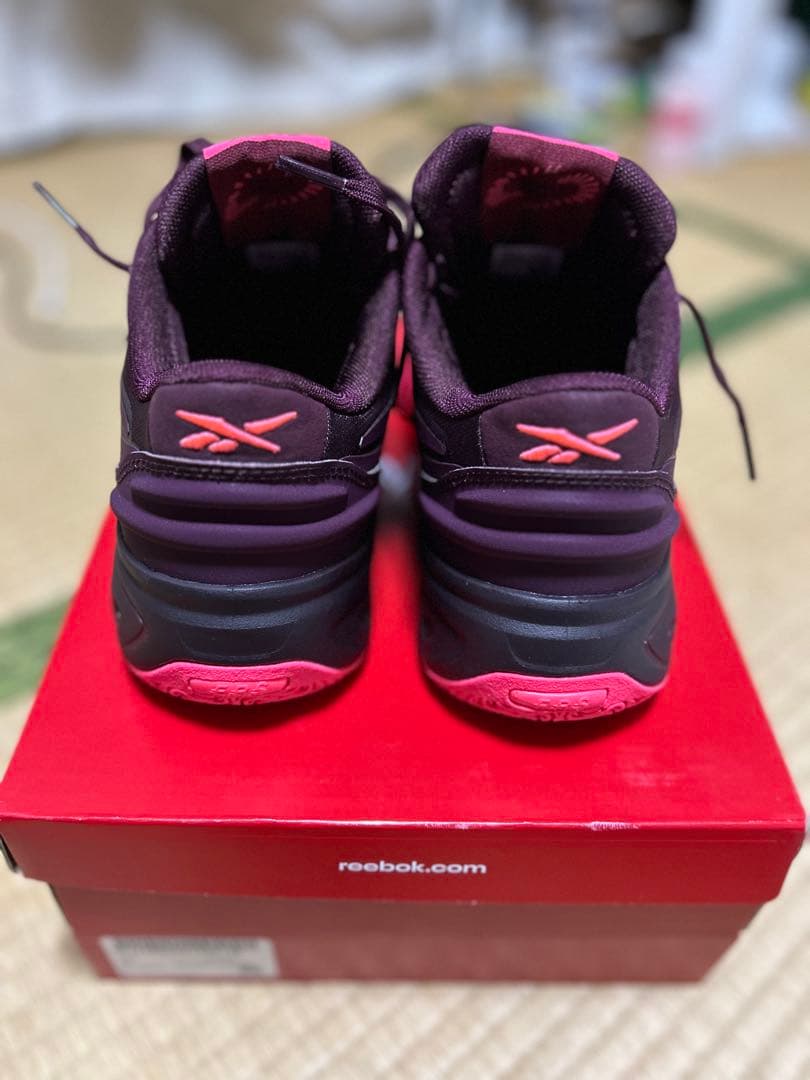 Reebok バスケットボールシューズ ピンク/パープル