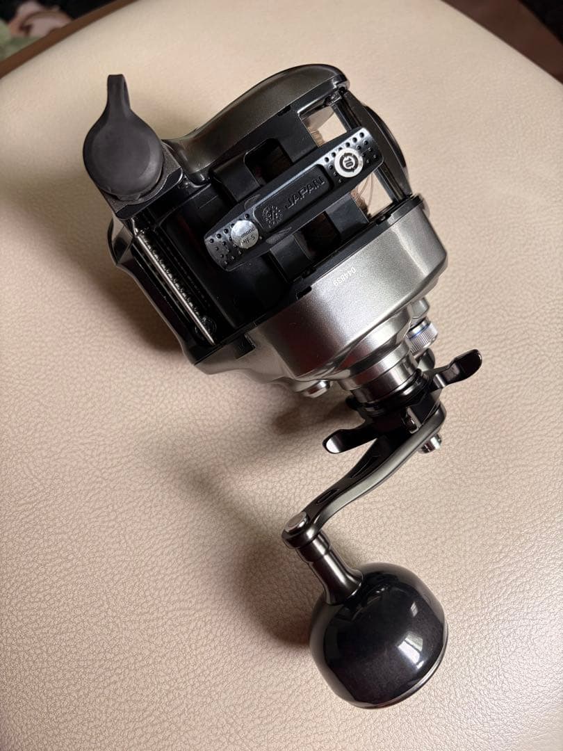SHIMANO 電動リール 24 フォースマスター2000