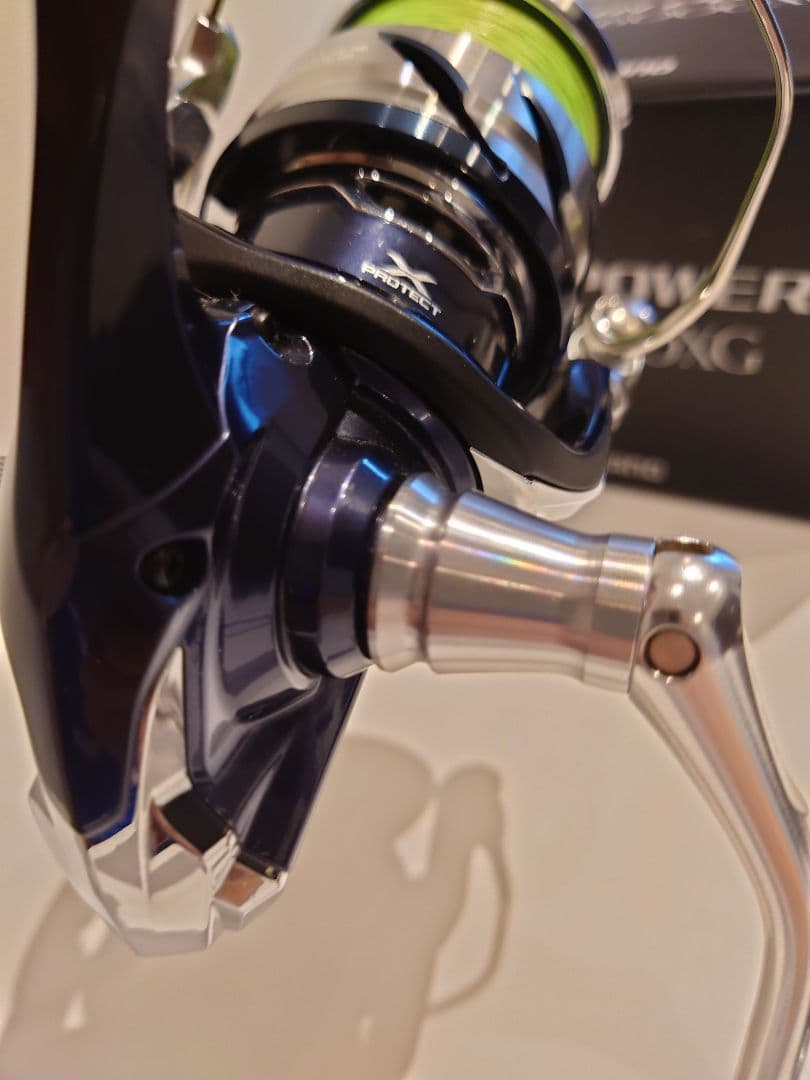SHIMANO 21TWIN POWER SW6000XG スピニングリール